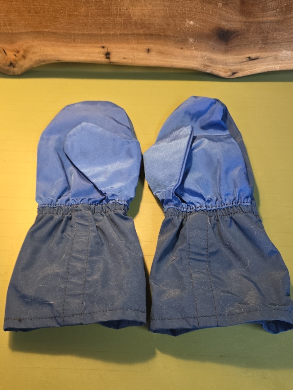 Vintage REI gore-tex mitten covers, Made in USA, size Large